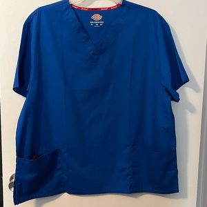 Woman Cherokee scrub top